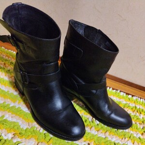 UGG 黒 表革 ブーツ　レディース 