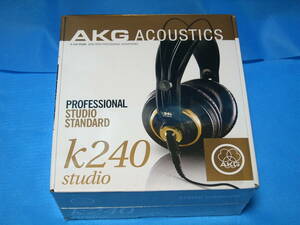 ★未開封・新品★AKG スタジオモニターヘッドフォン K240 studio★クセの無いフラットで聴き易い音質♪手軽にAKGサウンドを！