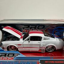 未開封 Maisto PRO RODZ 1/24 FORD MUSTANG GT 5.0 1967 White マイスト フォード マスタング カスタム アメ車 ミニカー モデルカー_画像4