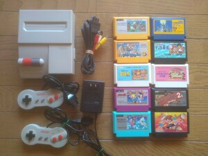 【レア】任天堂　FCファミコン新型機AV端子接続仕様　NEWニューファミコン本体+ソフト10本まとめ売り　マリオ等　動作確認済　送料無料