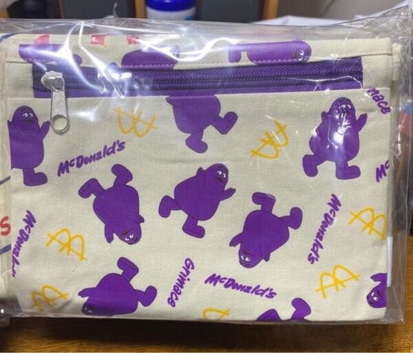 マクドナルド 2021 BIG SMILE BAG グリマス ポーチ