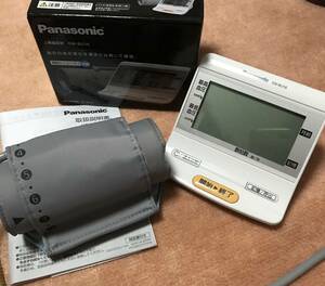 Panasonic 上腕血圧計　EW-BU16 パナソニック　過去比較可能　大型液晶　健康　動作確認済み