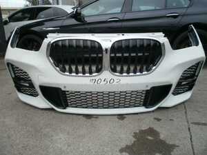 BMW X1 F48 M スポーツ 純正 フロントバンパー 白系 フロントグリル等付き 51118075875 m0502 