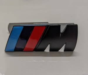 【検品済！キドニーグリル用エンブレム　約81ｍｍｘ32ｍｍ・マットブラック】BMW Mエンブレム　Mスポーツ　Mバッヂ