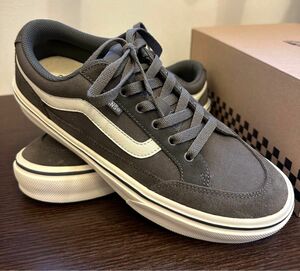 新品 希少カラー VANS ヴァンズ ファルケン 軽量 V3830SC グレー WARMGRAY 27㎝ 59401-0013