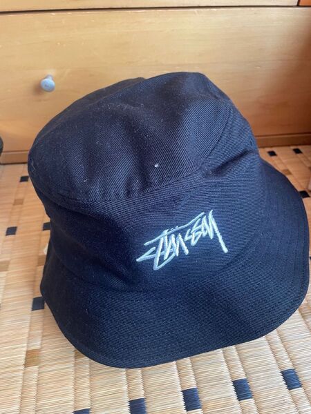 STUSSY バケットハット