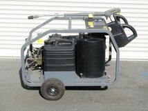 【中古】KARCHER ケルヒャー 業務用 エンジン式 温水高圧洗浄機 HDS 801B ガソリンエンジン 軽油ボイラー 2018年製 ホース欠品_画像3