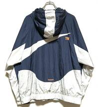 NIKE NSW SWOOSH LND JACKET（XL）ネイビー ナイキ ナイロン パーカー フーディー ビッグ スウッシュ スウォッシュ ロゴ 裏メッシュ_画像2