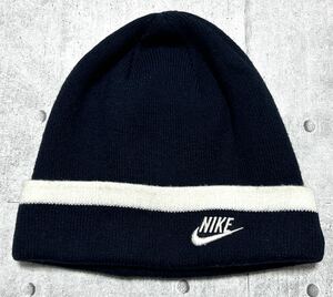 NIKE フーセンウサギ キッズ ニット帽 ニットキャップ ビーニー ワッチ　　ナイキ スウォッシュ 刺繍ロゴ 大人も被れるサイズ感 玉9155