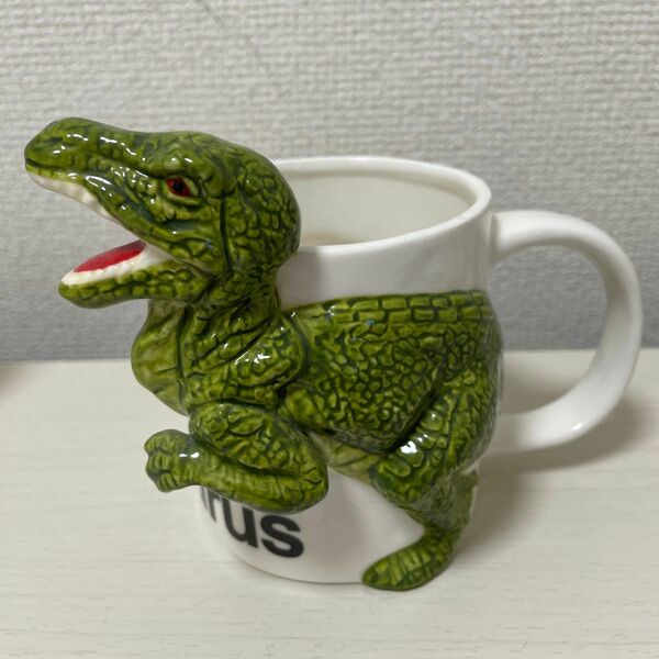 恐竜　ティラノサウルス　マグカップ　コップ