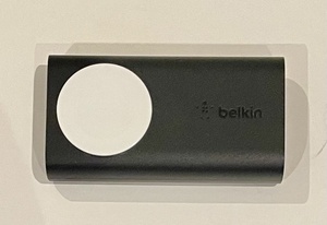 Belkin Apple Watch用 モバイルバッテリー 2200mAh ブラック 8J233btBLK （中古）