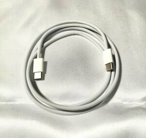 【送料無料 未使用に近い】Apple 純正品 編み込み式 USB-C充電ケーブル MQKJ3FE/A USB-C to USB-C（長さ1m）