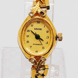 #17 KRONE クローネ 腕時計 アナログ 2針 金色文字盤 ゴールド基調 ブレス時計 ラインストーン とけい アクセサリー