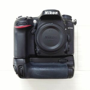 ラスト出品 最終価格 Nikon ニコン D7200 一眼レフ カメラ ボディ 縦グリップ付 黒