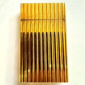 【10536】S.T.Dupont デュポン ライン2 ゴールドカラー ガスライター 喫煙具 ライター ゴールド フランス製 高級ガスライター 快音 金色 