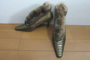  new goods B goods GOJI lady's shoes pumps fake fur u Logo gold Gold size M(23.5-24. rank ) made in Japan O2401E