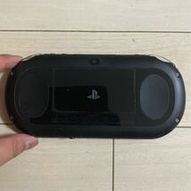 SONY PSVITA PCH-2000 ZA11 1GB 本体 wifi モデル 初期化 動作品 ソニー ピーエス ビータ ヴィータ プレイステーション PS 送料無料_画像3