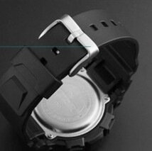 T0458 新品 LED デジタル多機能 メンズ レディース 腕時計 黒/赤 デジタル多 スポーツウォッチ ボーイズ 腕時計 黒_画像9