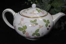 /は532.Wedgwood WILD STRAWBERRY ティーポット ワイルドストロベリー _画像1