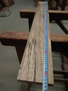 スポルテッドオーク　No.1223-F　無垢　乾燥材　板（長さ1030㎜ｘ幅120㎜ｘ厚み20～25㎜）1枚　木材　DIY　棚板　小物作りに