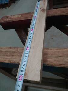 なら　楢　荒材　No.240112-E　無垢　乾燥材　角材（長さ500㎜ｘ幅35㎜ｘ厚み35㎜）2本　木材　DIY　棚板　小物作りに