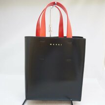 USED品・保管品 MARNI マルニ DOT MUSEO MINI ムゼオ ミニバッグ ドット柄 ブラック×ホワイト×レッド系 レディース 保存袋付き_画像3