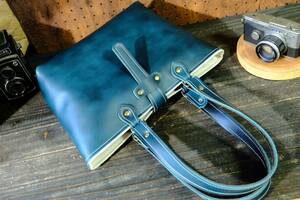 ◆◇イタリア産ピーコックブルー牛革レザートートバッグ　作家手作り★本革青緑日本製帆布鞄ハンドメイド
