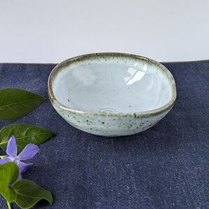 ブルーの変型小鉢 酒津焼【手仕事 民藝 和 陶器】