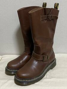 ★美品【Dr. Martens/ドクターマーチン】婦人本革製ハーフブーツ（２３cm）★