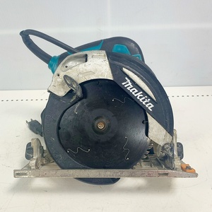 ♭♭ MAKITA マキタ 165ｍｍ　マルノコ　100V　本体のみ　2013年製 5731S やや傷や汚れあり