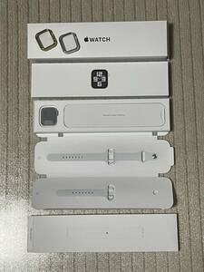 Apple Watch SE 第2世代 Apple Care+ 2025年3月/GPS/40mm/シルバー/バッテリー94%