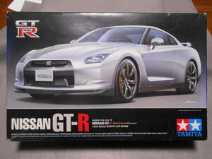 即決！１／２４　タミヤ　ＧＴ‐Ｒ（Ｒ３５）未組立品！