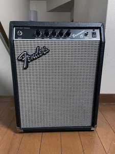 Fender Japan Bassman 15