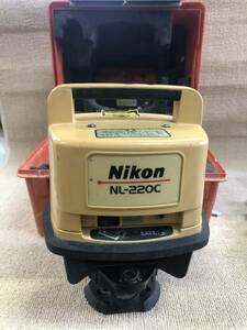 回転点灯確認済み K-107 Nikon/ニコン レーザーレベル NL-220C 測量機 測定器