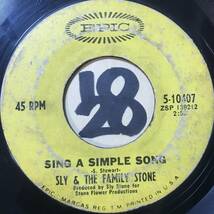 試聴 SLY & THE FAMILY STONE EVERYDAY PEOPLE / SING A SIMPLE SONG 両面VG(+) SOUNDS VG++_画像2