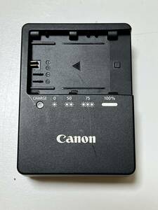 Canon 純正充電器 LC-E6 対応バッテリ LP-E6 LP-E6N LP-E6NH (EOS R5 R6 R7 5D 6D 7D)などに適合