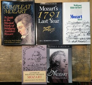 a0127-1.モーツァルト 書籍 5冊/洋書/Mozart/クラシック/オーケストラ/音楽/伝記/評論/ディスプレイ/