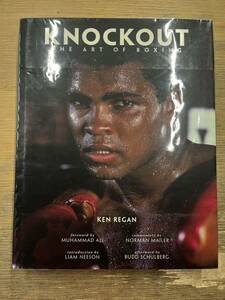 s0130-2. foreign book / display / small articles / equipment ornament / interior / Vintage /REGAN KNOCKOUT THE ART OF BOXING/ boxing /KEN REGAN