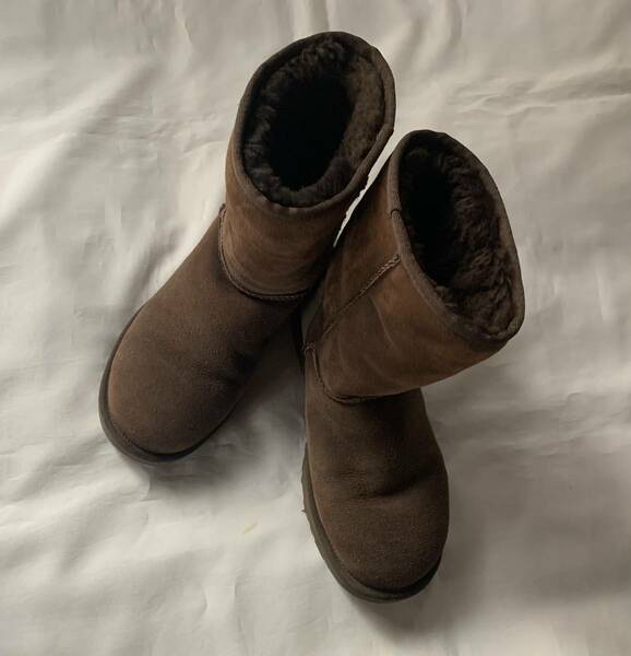  UGG アグ ムートンブーツ5825 24cm