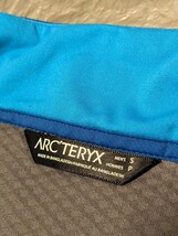 ARC'TERYX Argus Jacket アークテリクス アーガス ジャケット S ブルー 青 インサレーション サムホール ランニング サイクリング 自転車_画像8