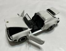 PORSCHE 911(930)2台SET Speedster(White) Carrera(Gold) 1/43Scale NZG製_画像3