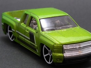 ☆☆☆日曜夜☆新品☆2007 CHEVY SILVERADO (第3世代金型)☆HW HOT TRUCKS 5-PACK☆HOT WHEELS