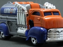 ☆☆☆日曜夜☆未開封新品☆FAST GASSIN (1950 CHEVROLET COE) (第2世代金型)☆UNION 76☆HOT WHEELS_画像2