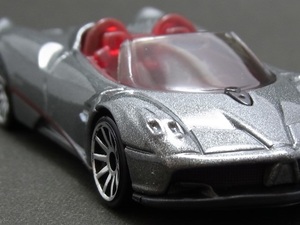 ☆☆日曜夜☆未開封新品☆'17 PAGANI HUAYRA ROADSTER☆HOT WHEELS