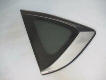 CX-5　3DA-KF2P　左　リア　クォーターガラス　三角ガラス　サイドガラス　M31Q8　プライバシー　助手席側　純正　23072　伊t_画像1