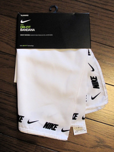  new goods NIKE Nike swoshu logo design bandana white / black DRI-FIT technology adoption 