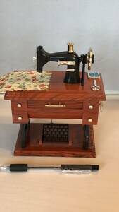  antique style sewing machine type music box 