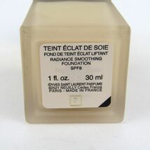 イヴ・サンローラン ファンデーション TEINT ECLET DE SOIE7 残7割程度 やや難有 レディース 30mlサイズ YVES SAINT LAURENT_画像4