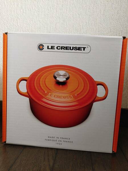 【新品】 ル・クルーゼ Le Creuset ココット・ロンド 20cm 鋳鉄 ホーロー鍋 【送料無料】