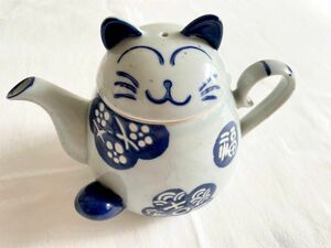 美品 猫急須 猫ティーポット 波佐見焼 猫食器 急須 茶器 ティーポット 煎茶器